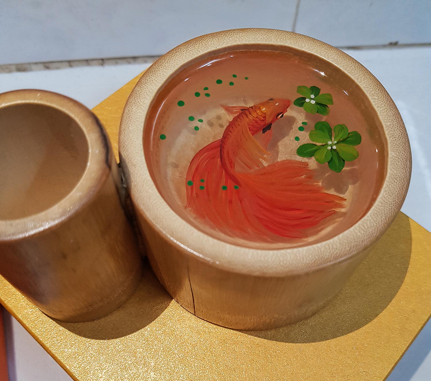 Ống Cắm Bút Tranh Cá Xiêm Đỏ 3D 1