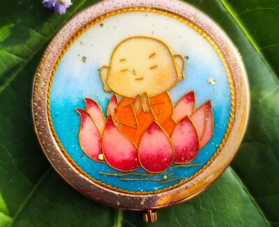 Gương Tròn Tranh Cảnh Thái Lam Chú Tiểu Chibi 3