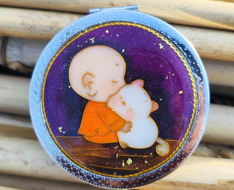 Gương Tròn Tranh Cảnh Thái Lam Chú Tiểu Chibi 6