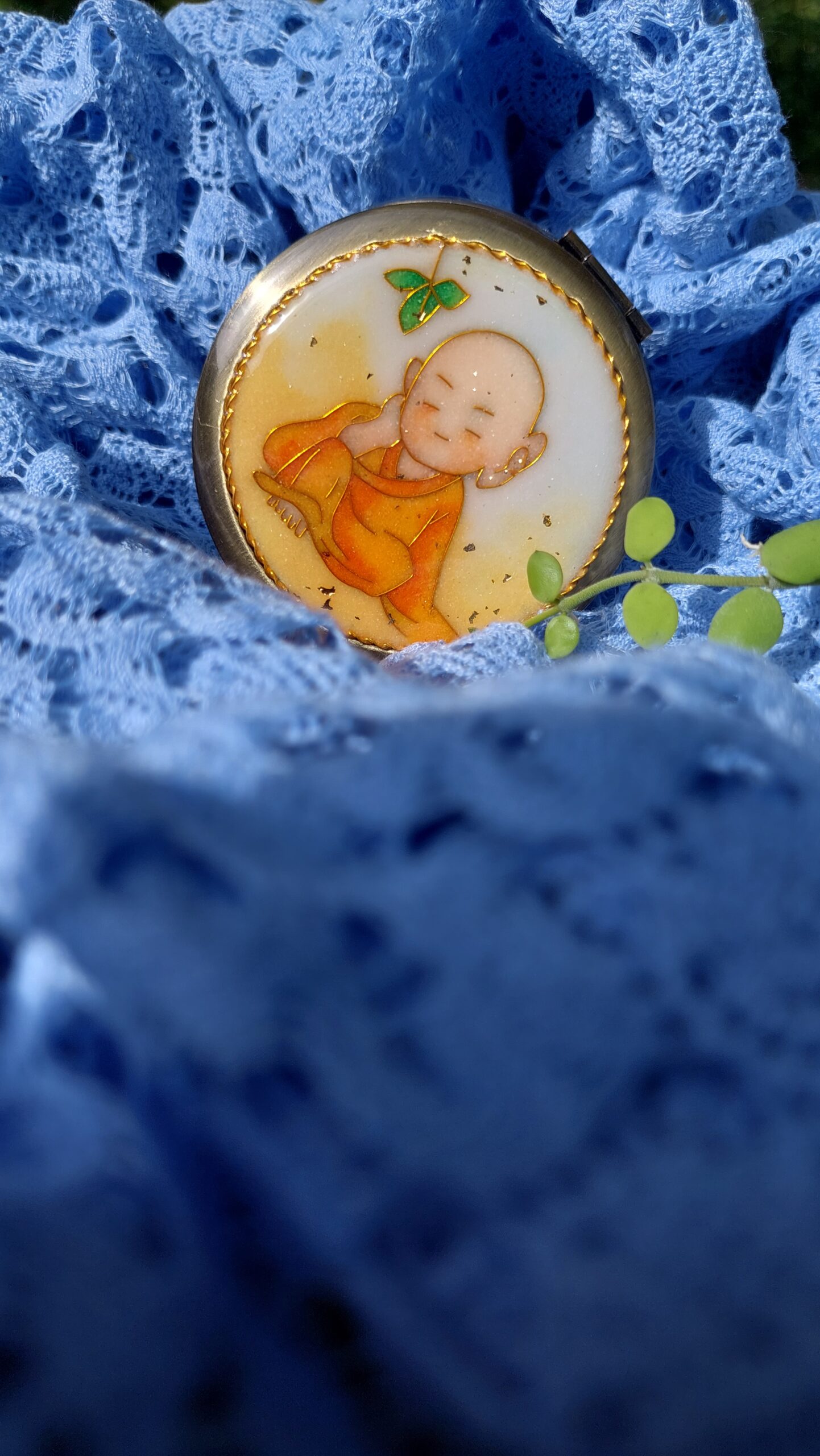 Gương Tròn Tranh Cảnh Thái Lam Chú Tiểu Chibi 1 - Ảnh 1