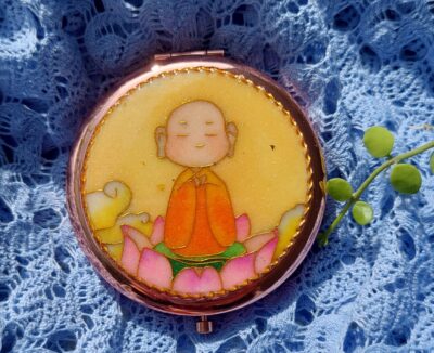 Gương Tròn Tranh Cảnh Thái Lam Chú Tiểu Chibi 2